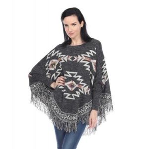 ✨Kamana Aztec Poncho - one size + NEW✨